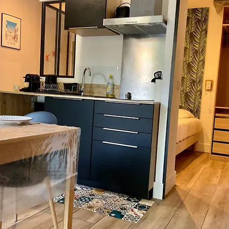 Appartement With Warm And Refined Garden La Rochelle (Charente-Maritime)